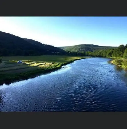 Au Fil De La Semoy